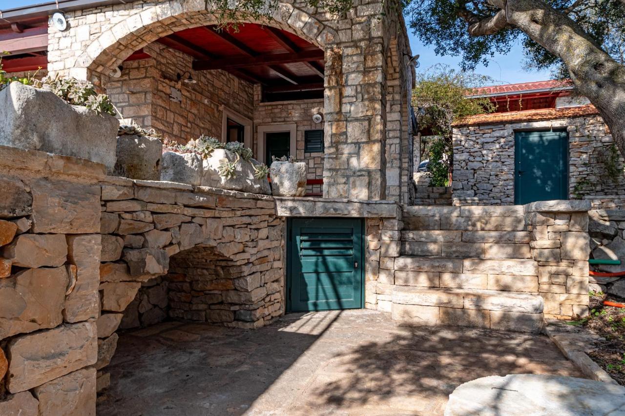 Stone House San Pelegrin Vila Vela Luka Exterior foto